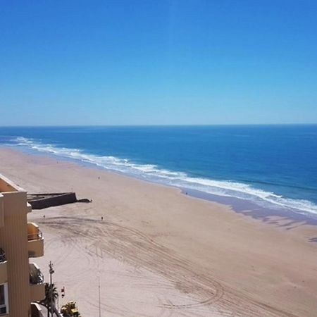 Romantica Vista Al Paseo Maritimo De Cadiz Dış mekan fotoğraf