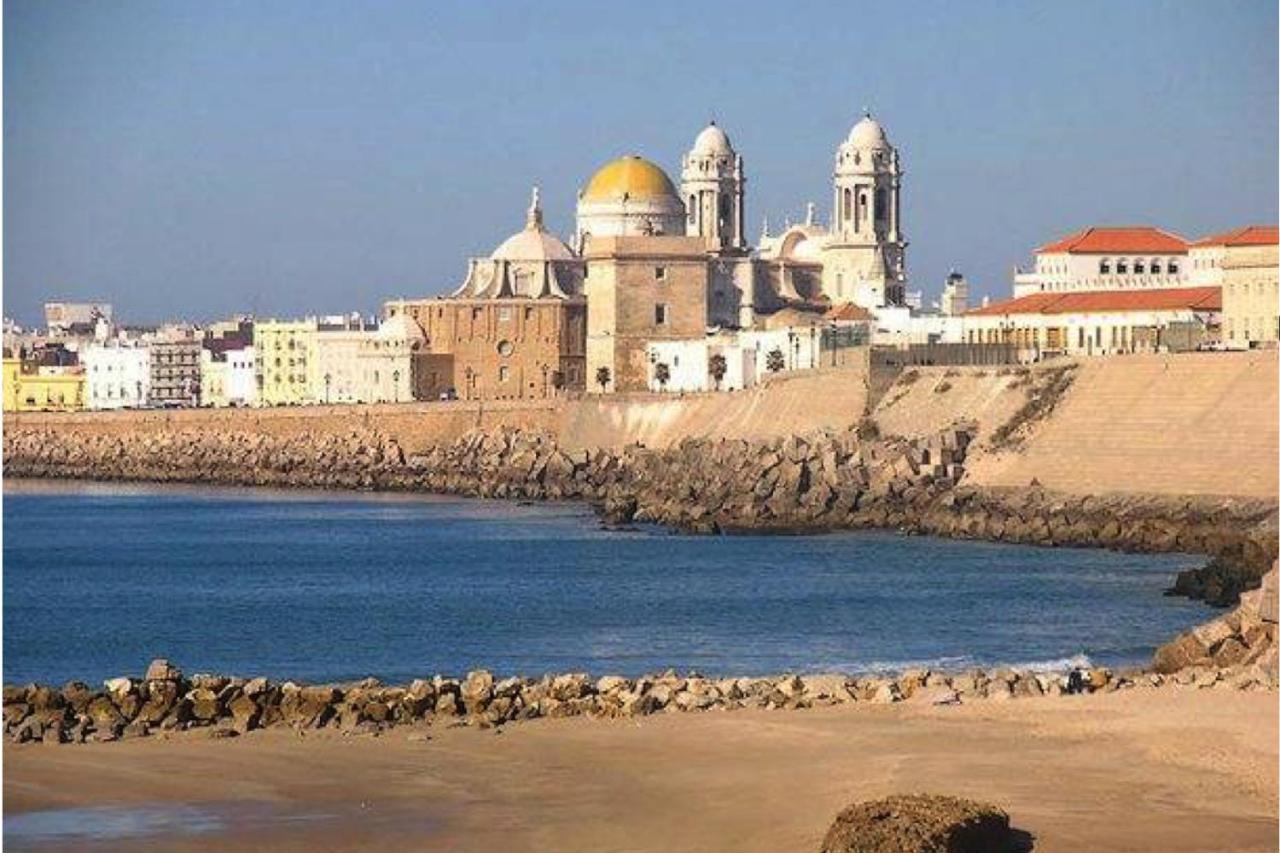 Romantica Vista Al Paseo Maritimo De Cadiz Dış mekan fotoğraf