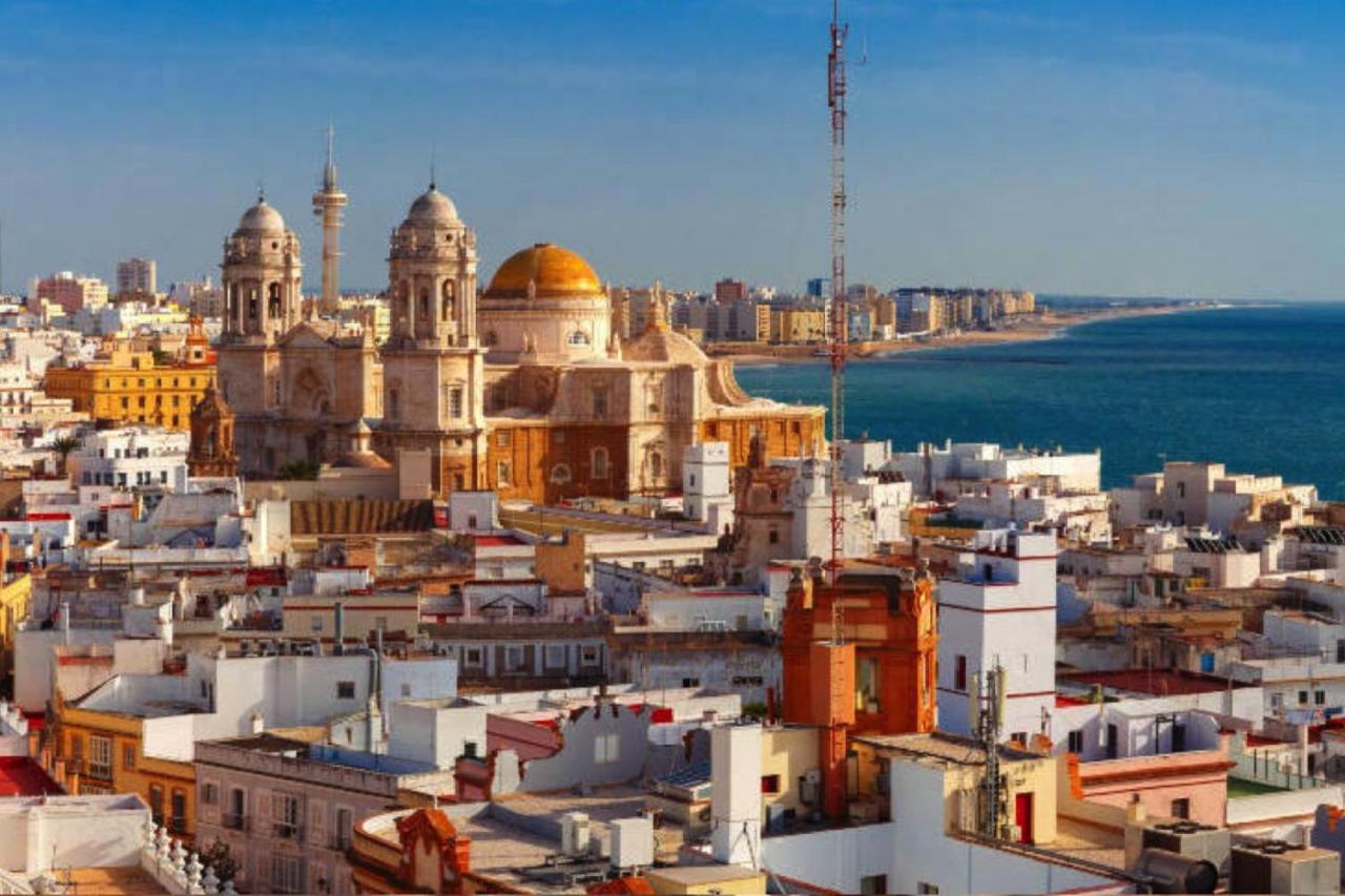 Romantica Vista Al Paseo Maritimo De Cadiz Dış mekan fotoğraf
